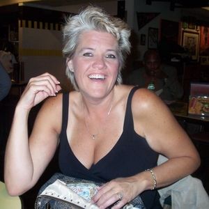 Meet your Posher, Lynne